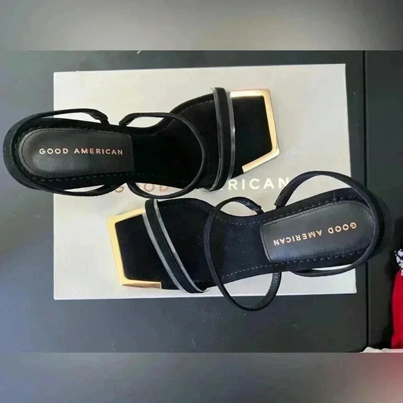 GOOD AMERICAN  The Standout Square Toe Sandal Suede Black Size 10 1/2 - Picture 2 of 9